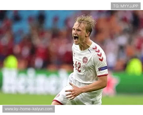 阿贾克斯前锋表现引热议