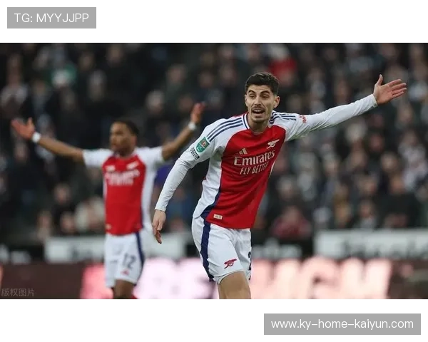 阿森纳哈弗茨完成高质量背身串联